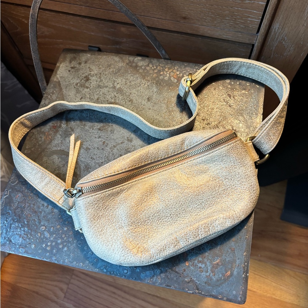 HOBO Fern Belt Bag (Fanny Pack) - Picture 8 of 10